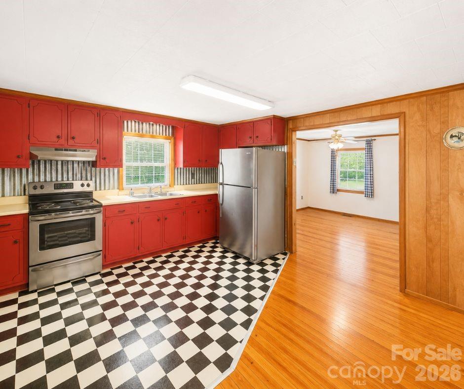 102 Aderholdt Road