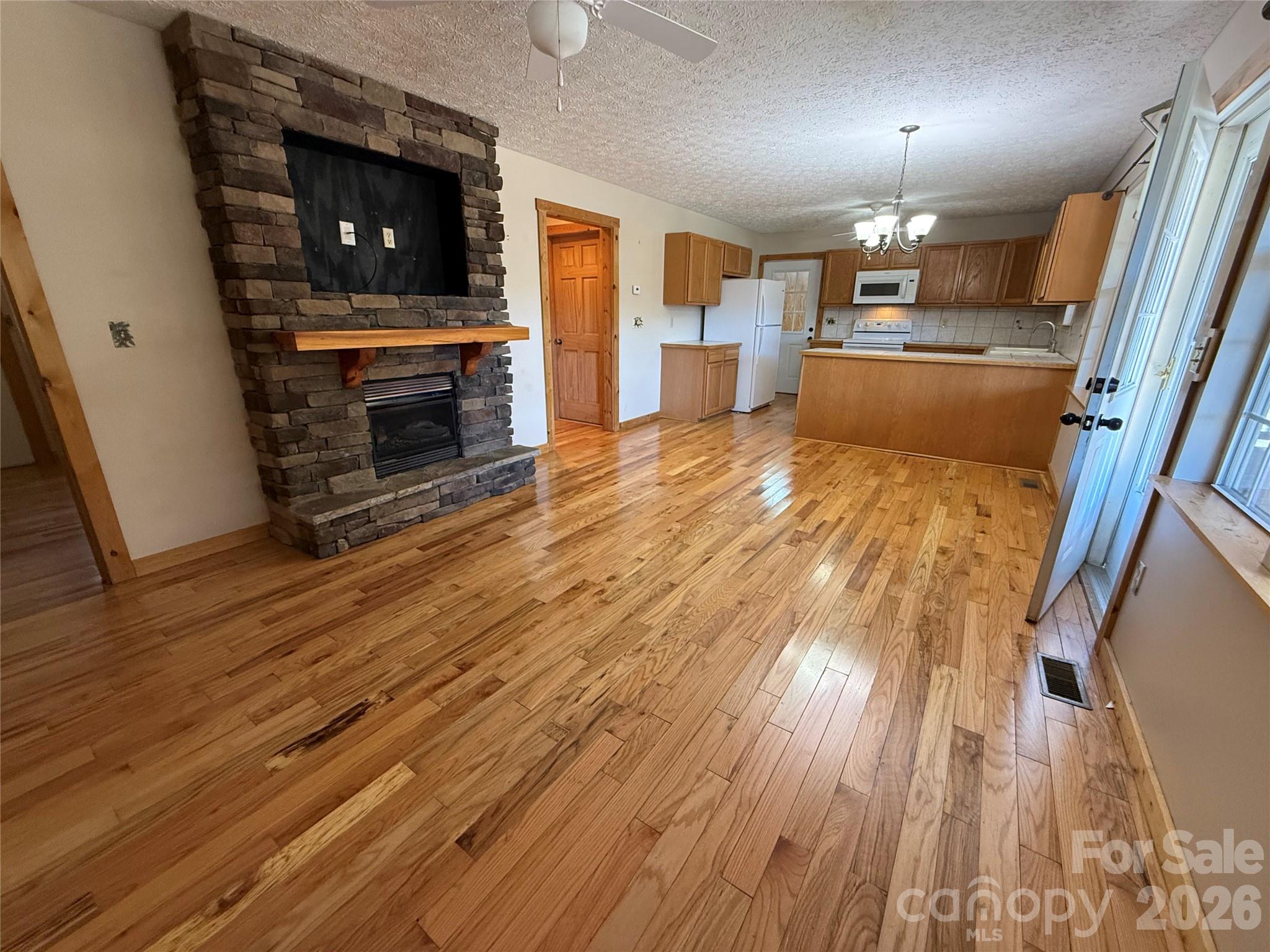 Fox Run Meadow - Residential