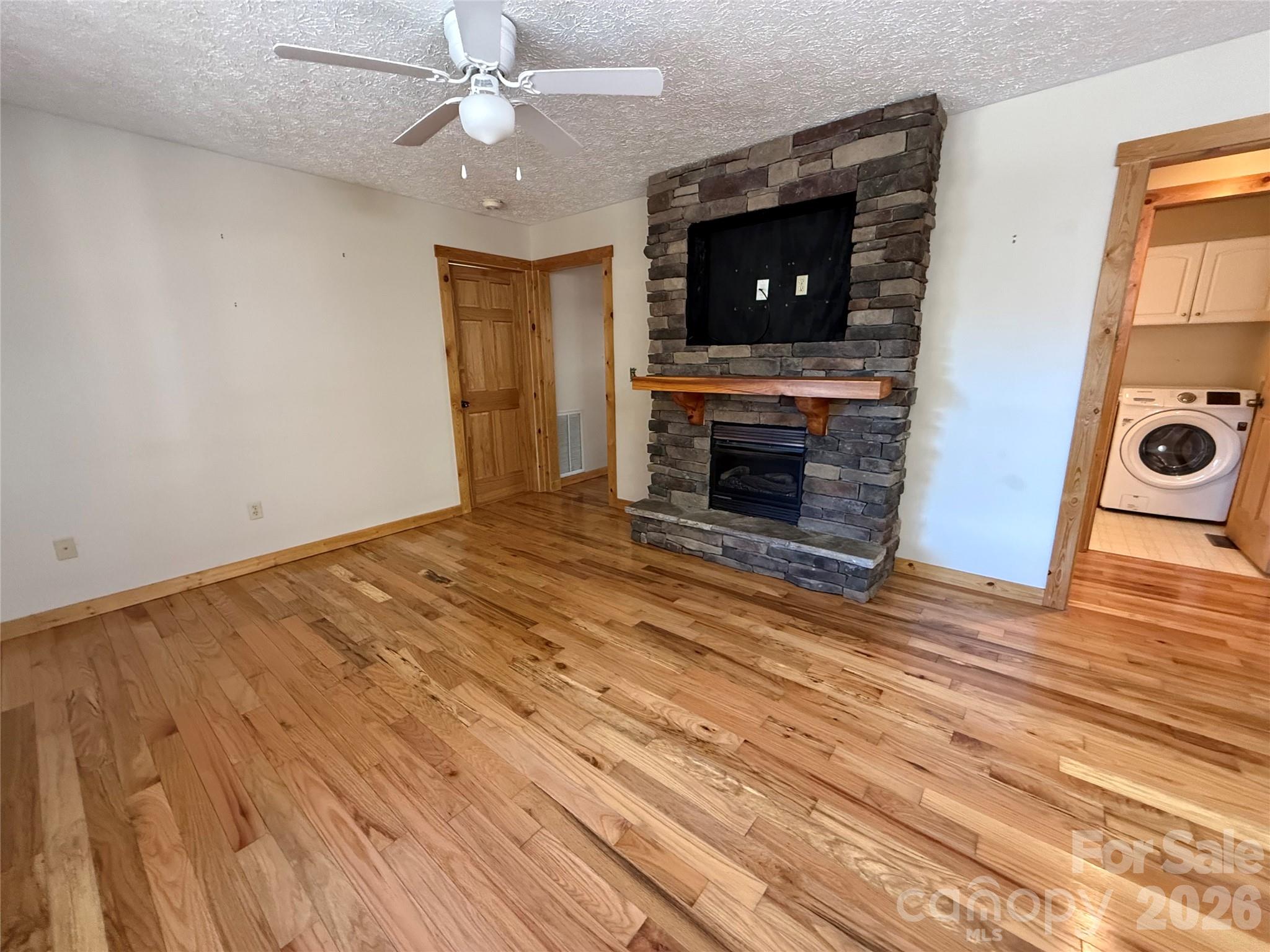 Fox Run Meadow - Residential