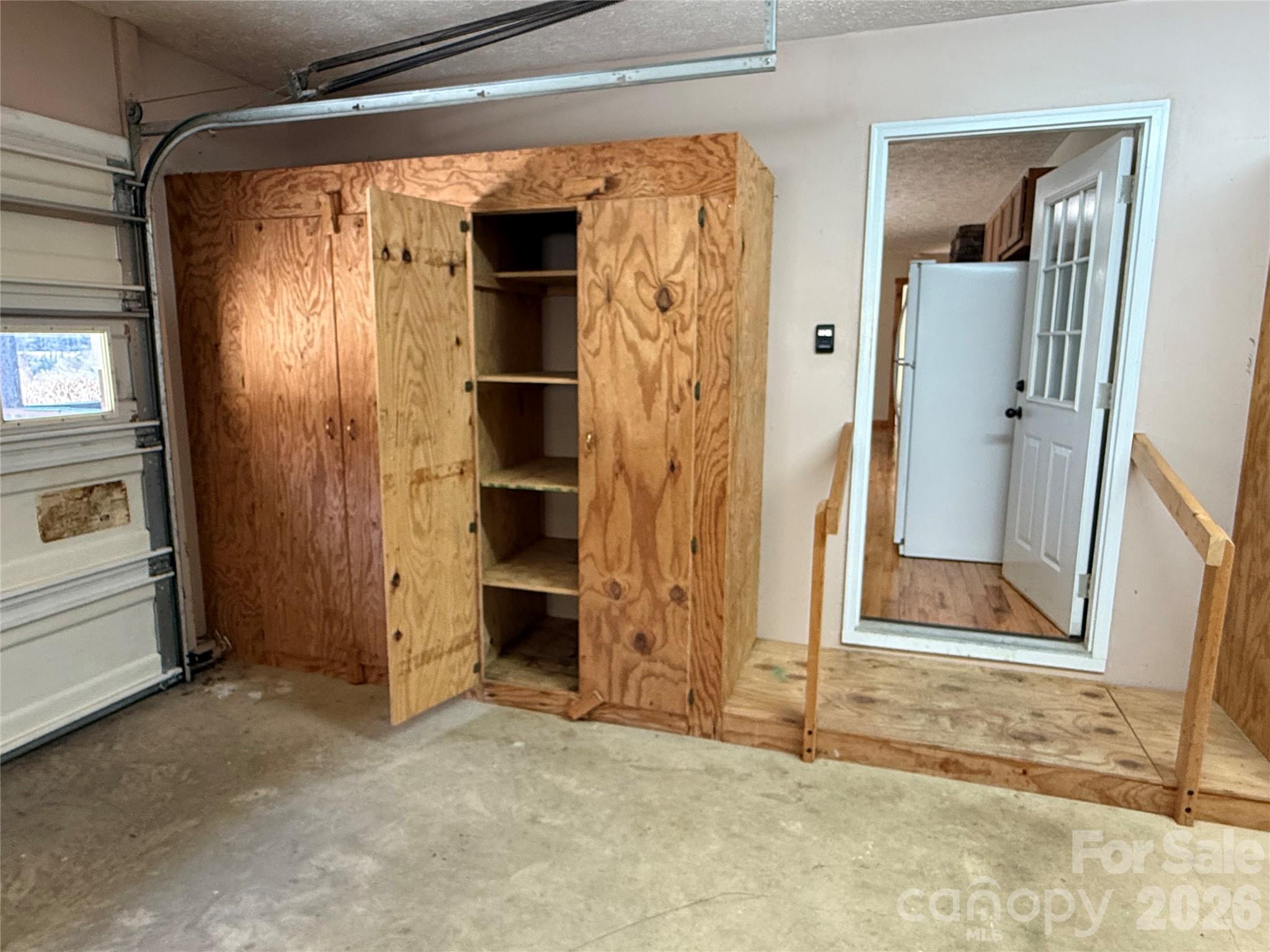 Fox Run Meadow - Residential