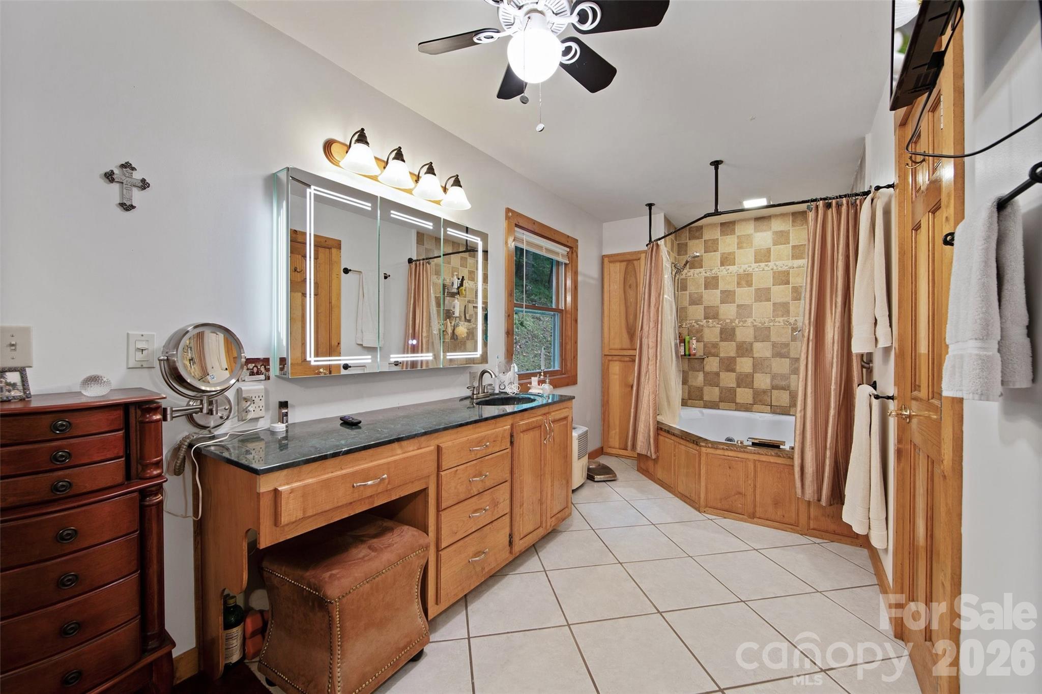 Mountain Ridges Estates - Residential