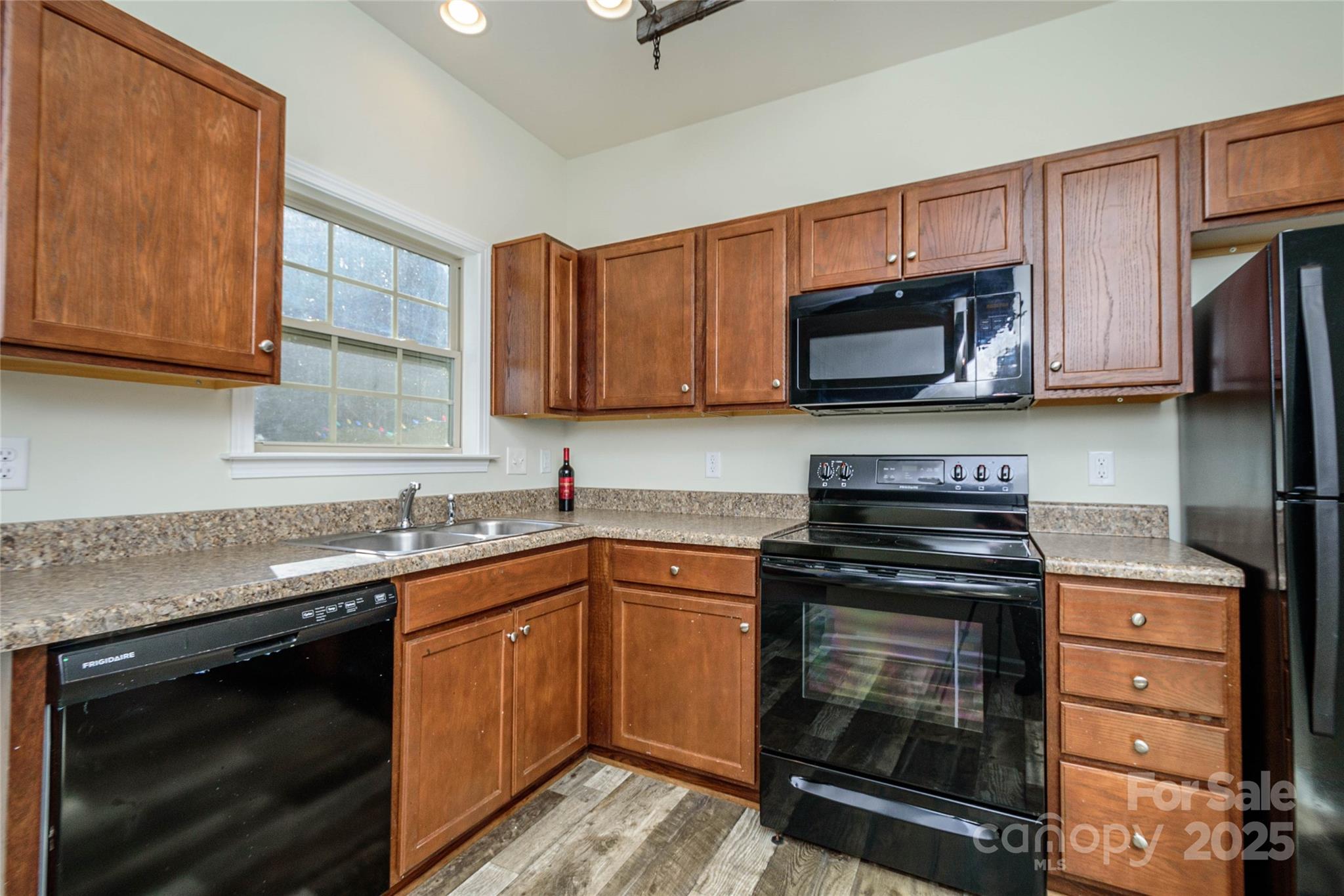 Sycamore Cottages - Residential