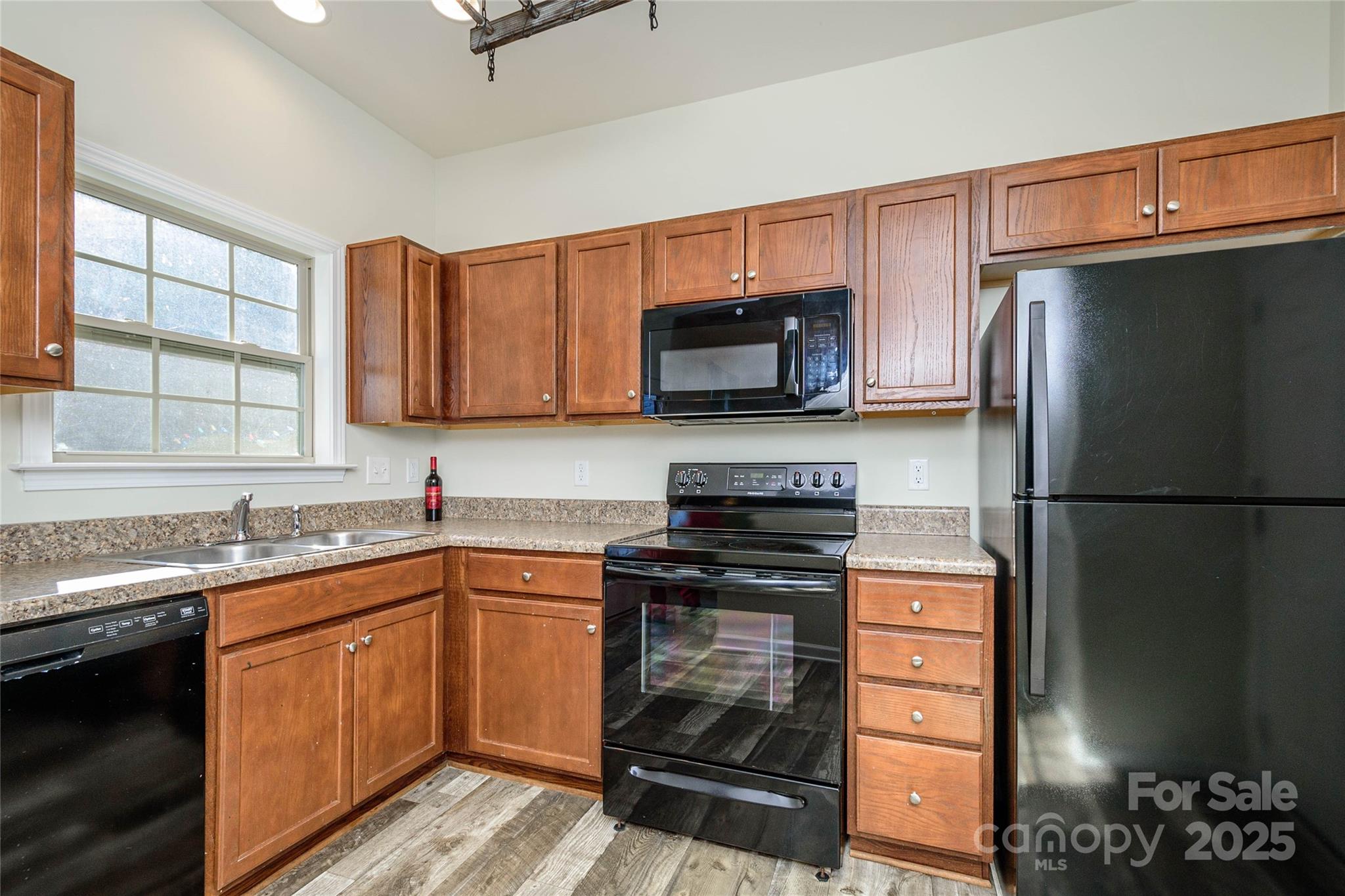 Sycamore Cottages - Residential