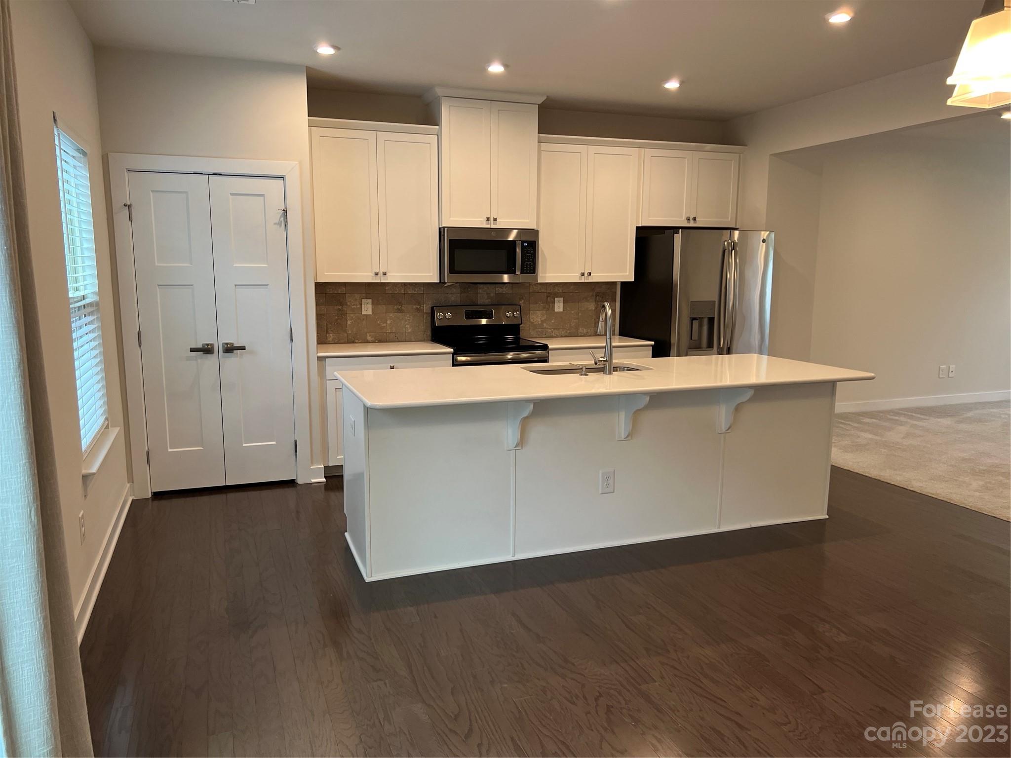 Townes of Oakhurst - Residential Lease