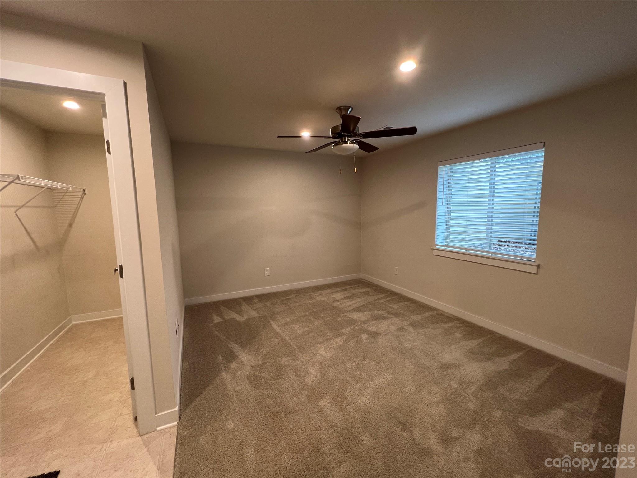 Townes of Oakhurst - Residential Lease