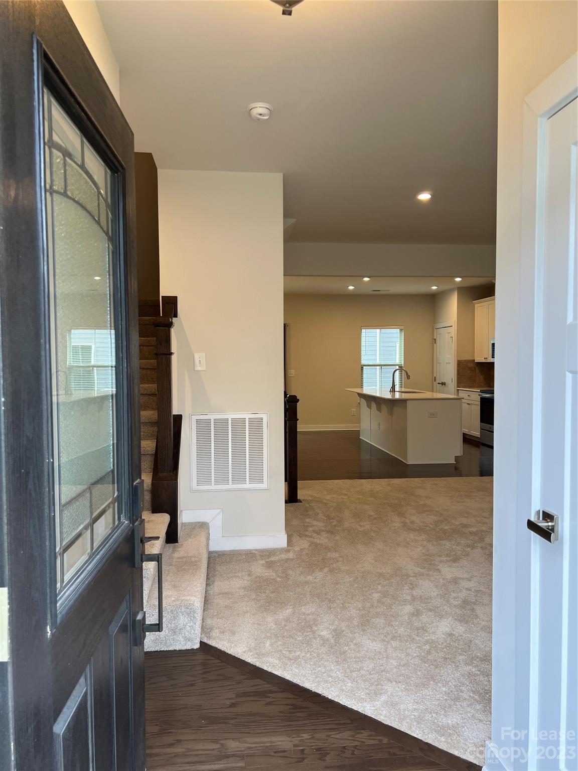 Townes of Oakhurst - Residential Lease