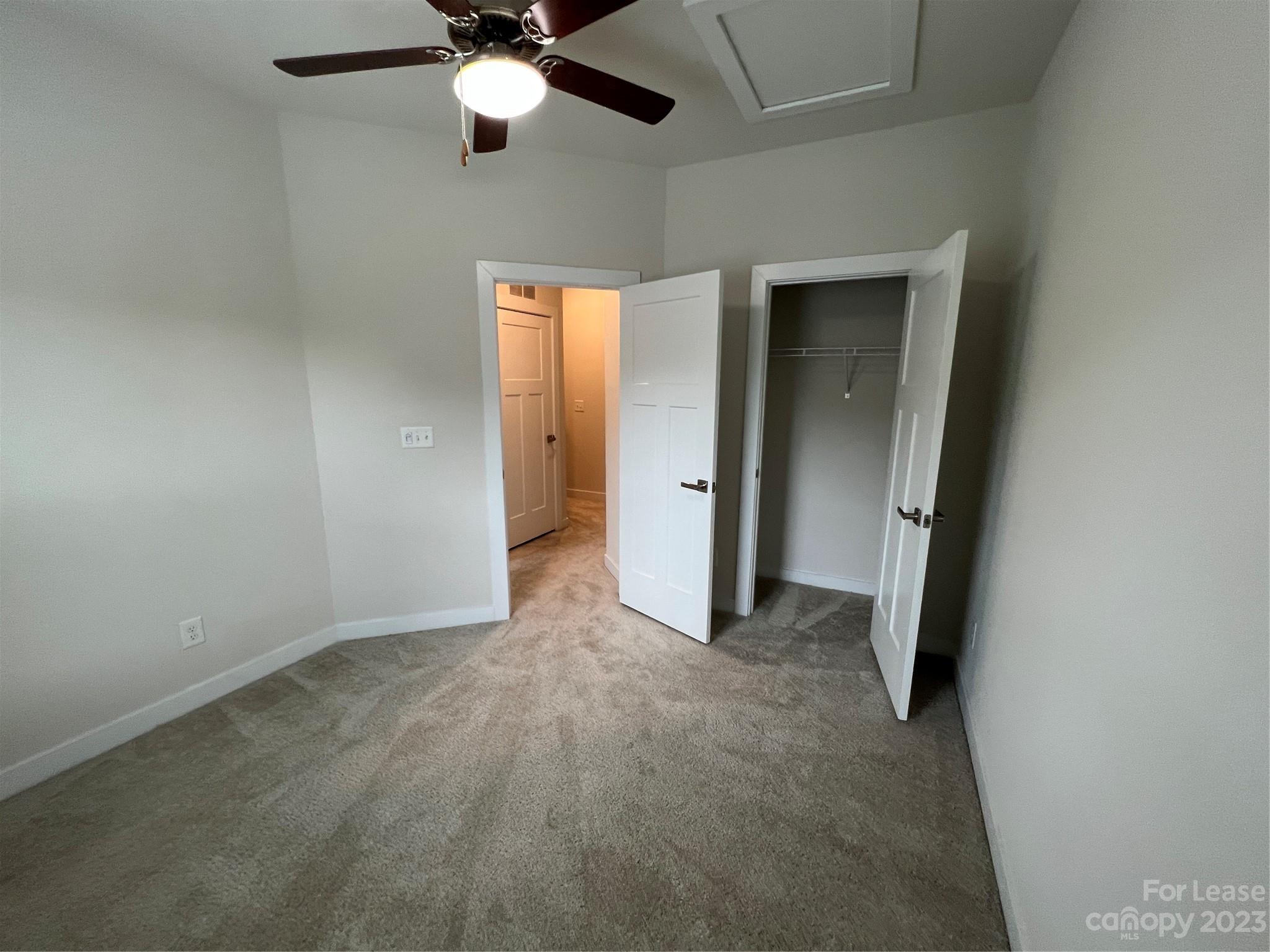 Townes of Oakhurst - Residential Lease