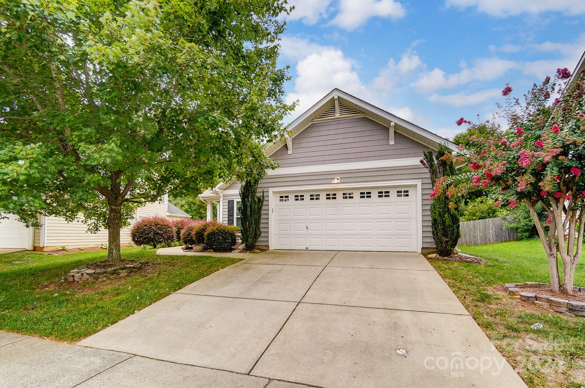 Ridge Pointe - Residential