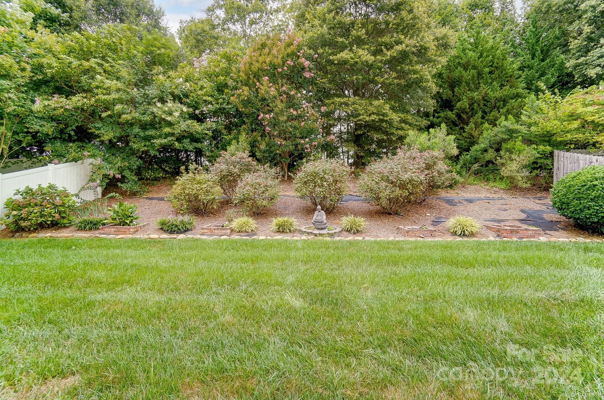 Ridge Pointe - Residential