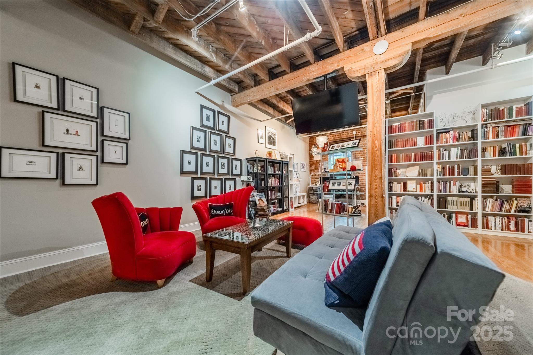 310 Arlington Avenue 319