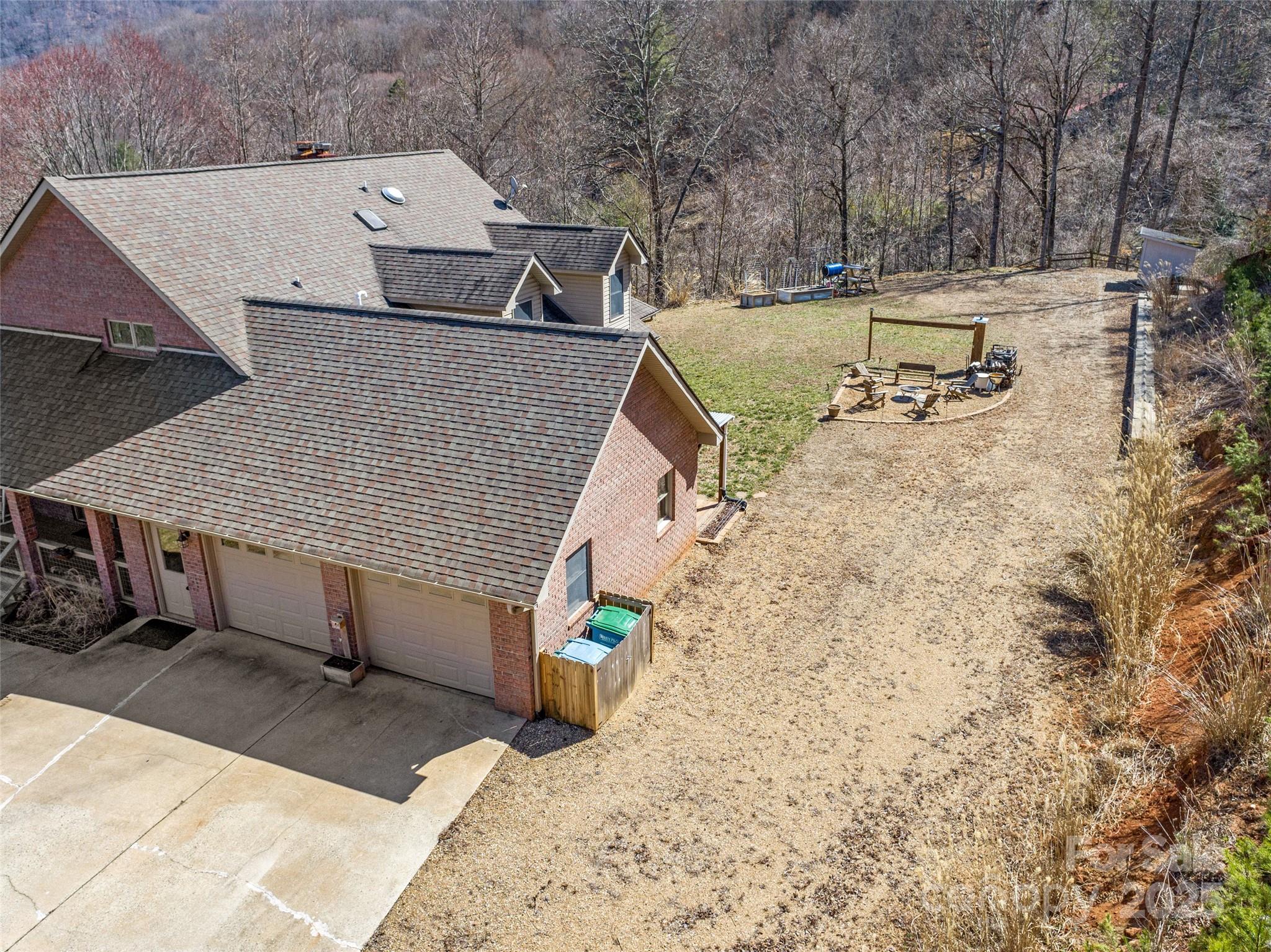 126 Hillcrest Drive
