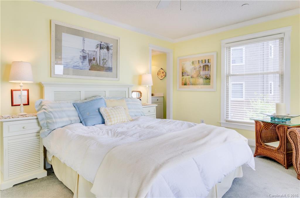 Emerald Point - Residential