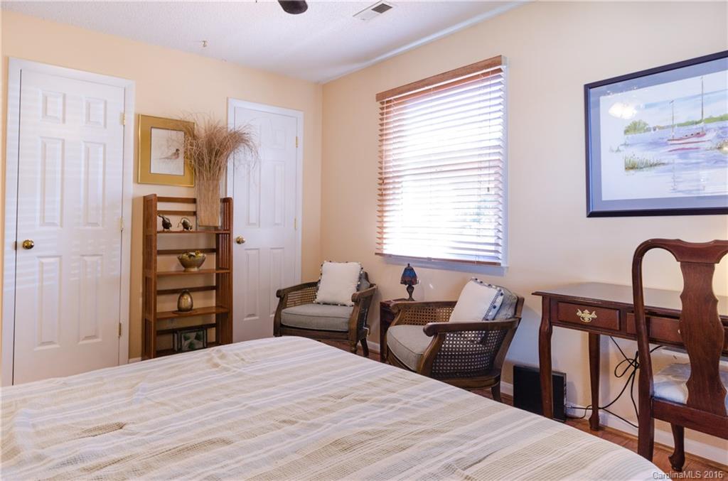 Emerald Point - Residential