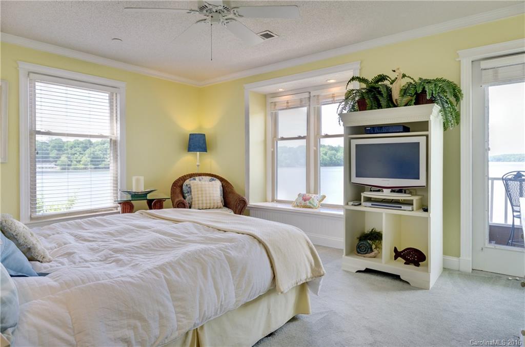 Emerald Point - Residential