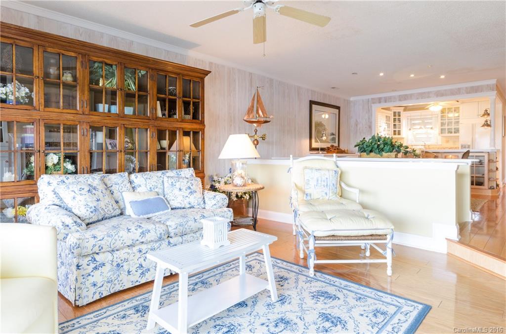 Emerald Point - Residential