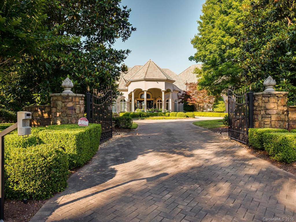 The Peninsula - Residential