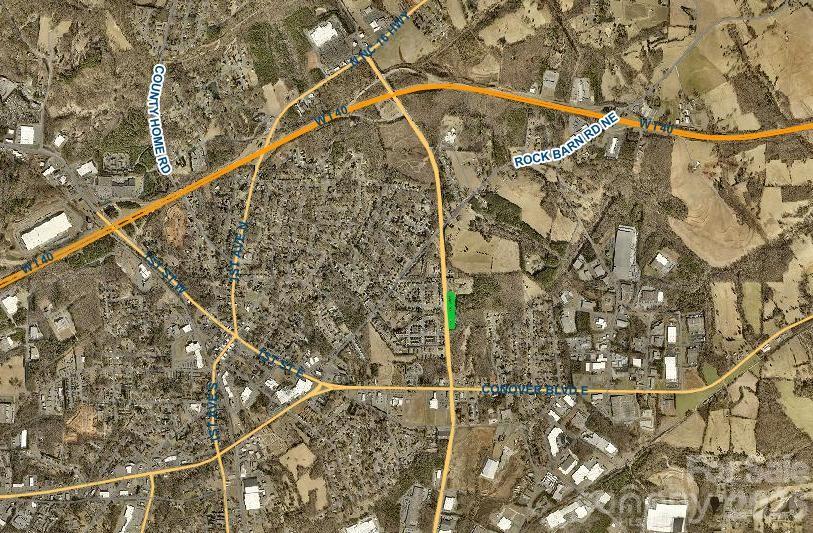 404 Thornburg Drive NE