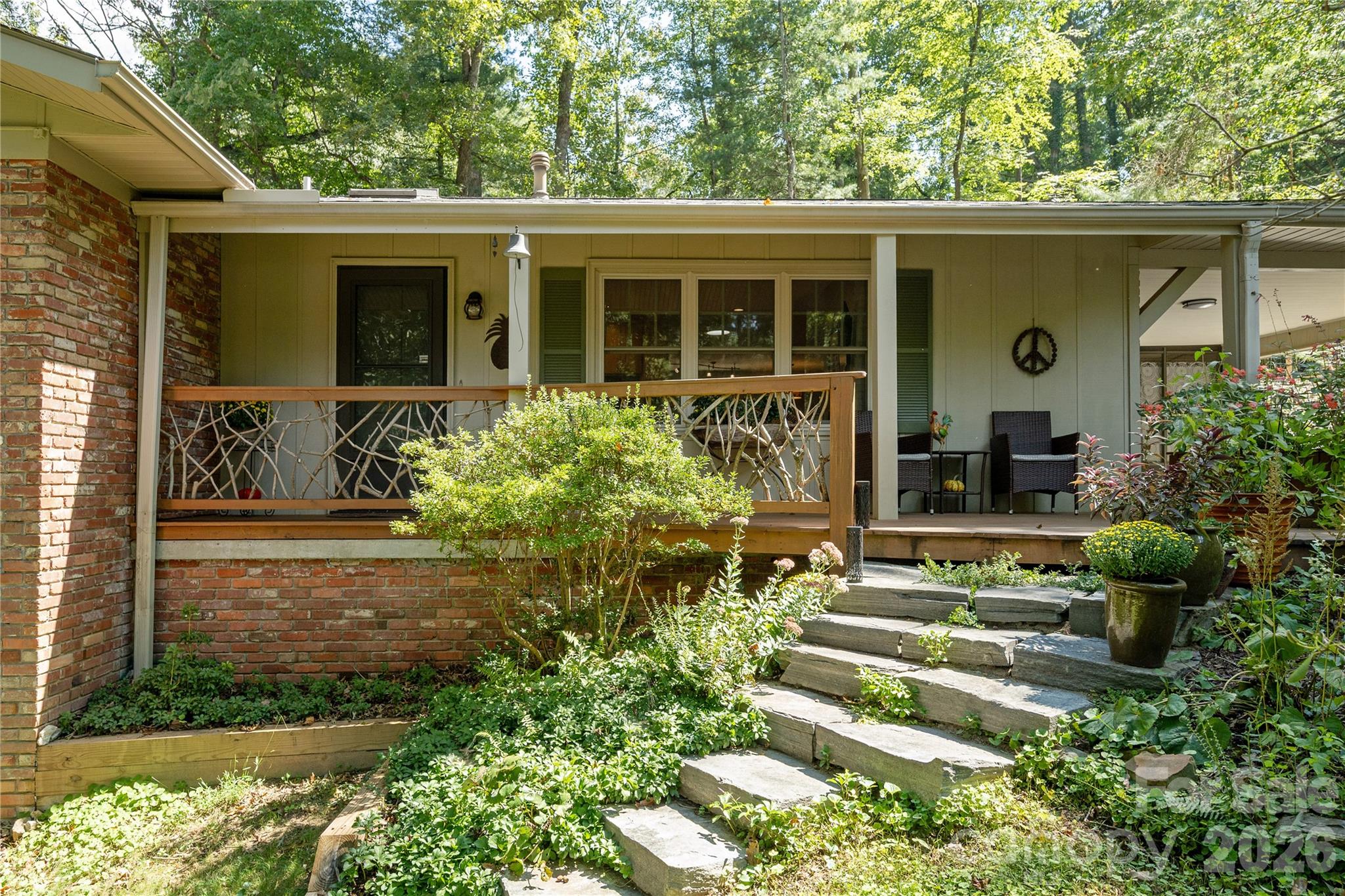 906 Indian Hill Road