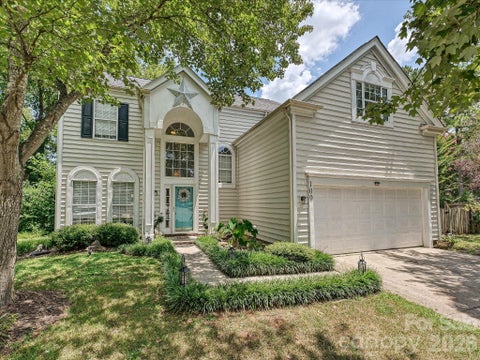 Photo of 100 Aylesbury Lane, Indian Trail, NC 28079 (MLS # 4404850)