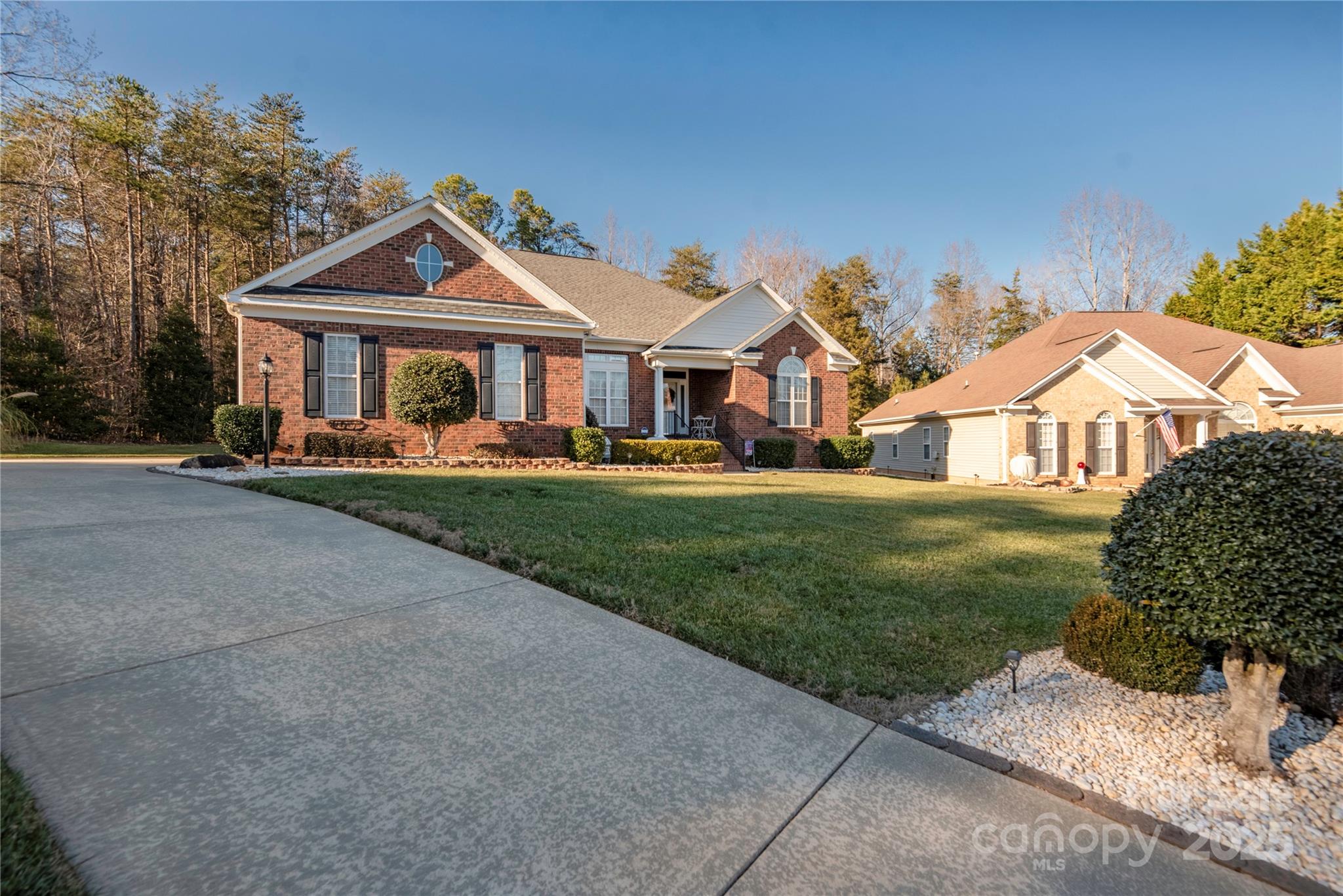 Gates At Waterside - Residential