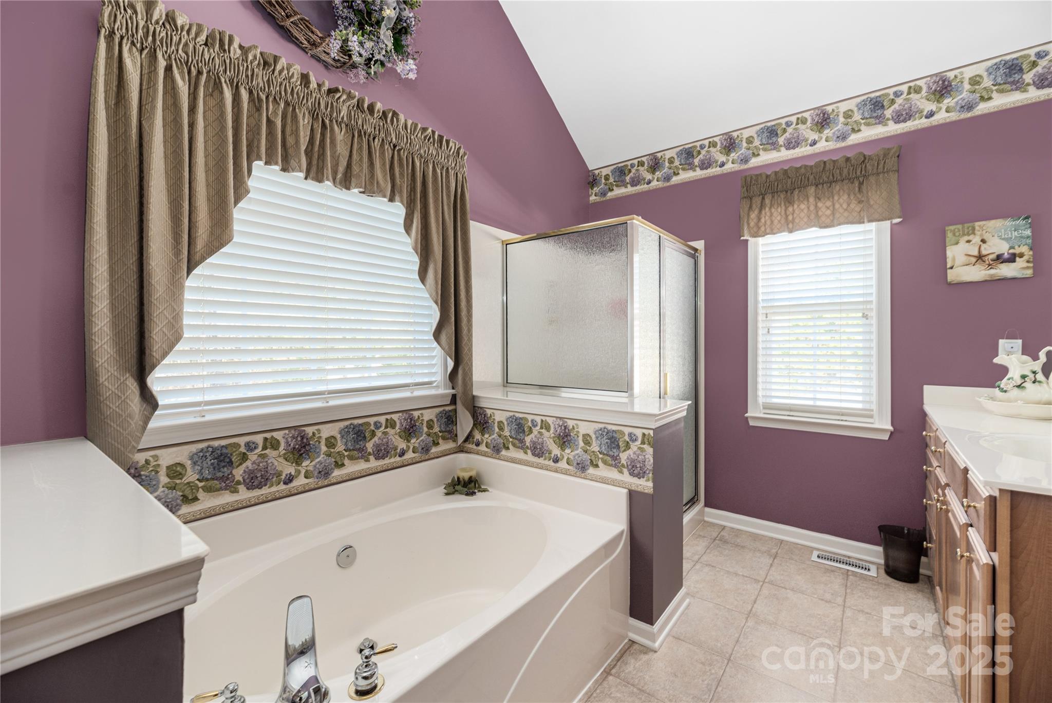 Gates At Waterside - Residential