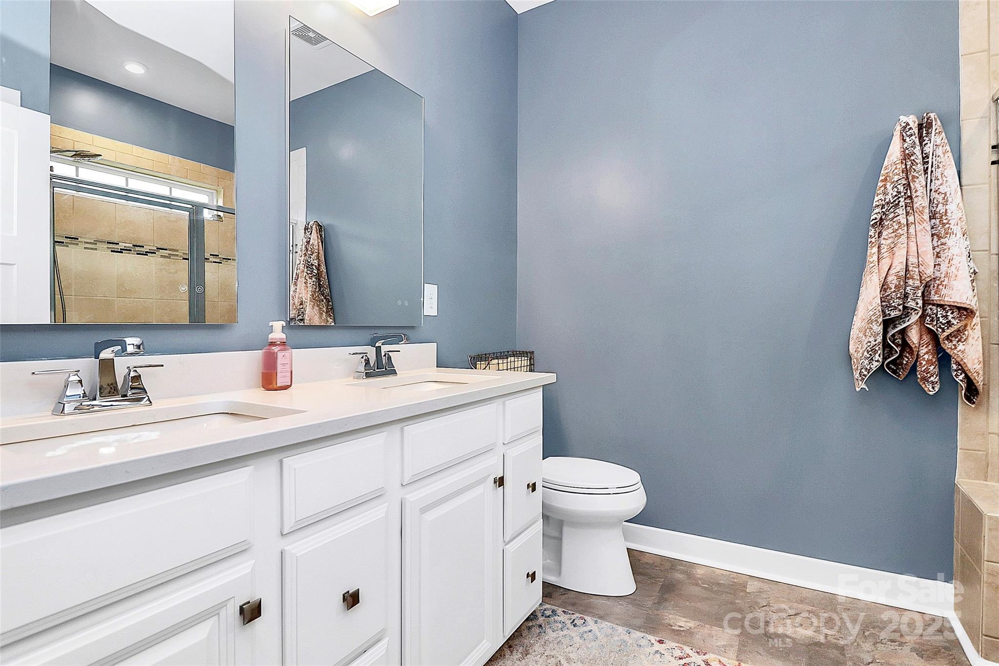 Townes of Oakhurst - Residential