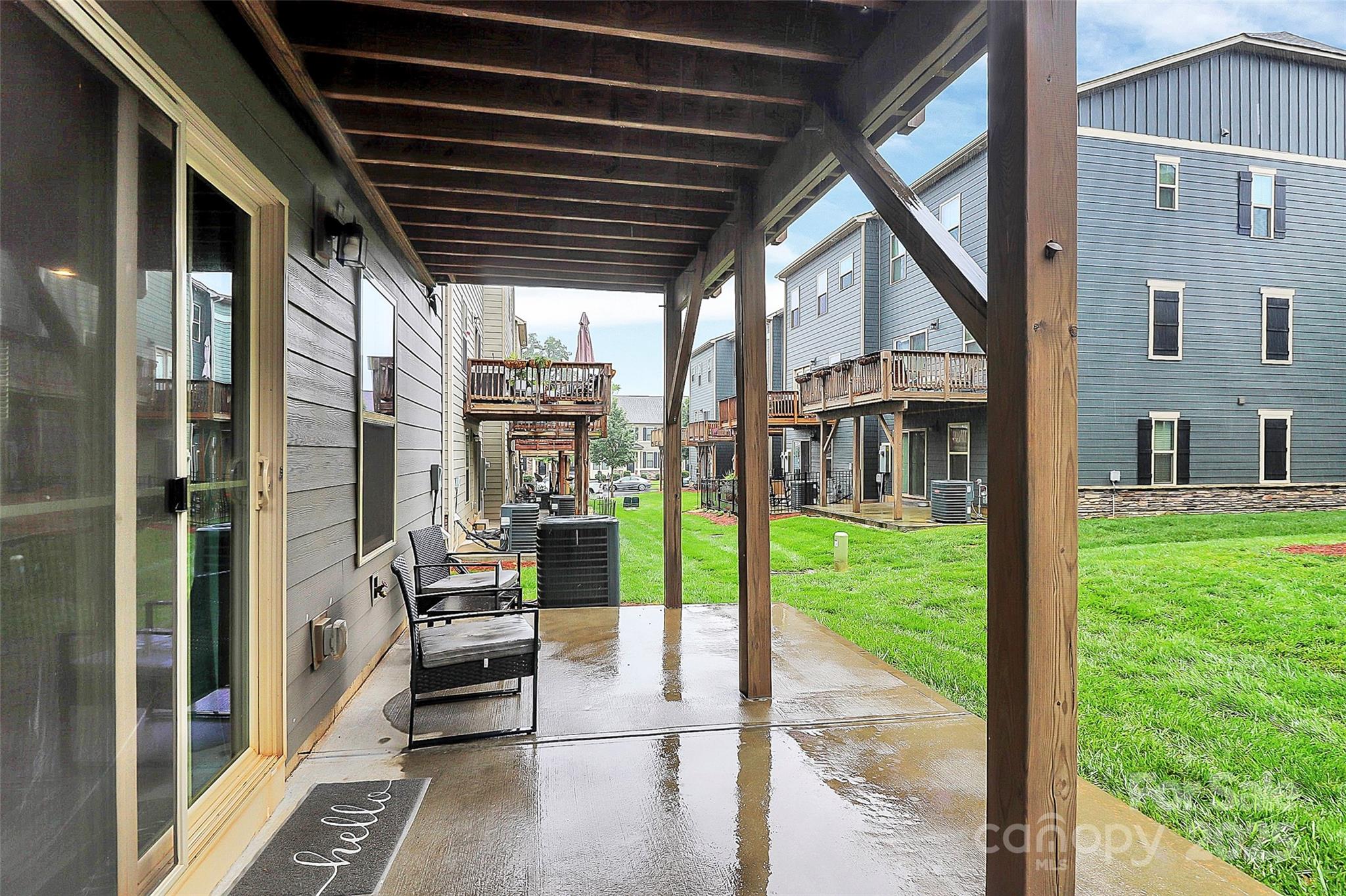 Townes of Oakhurst - Residential