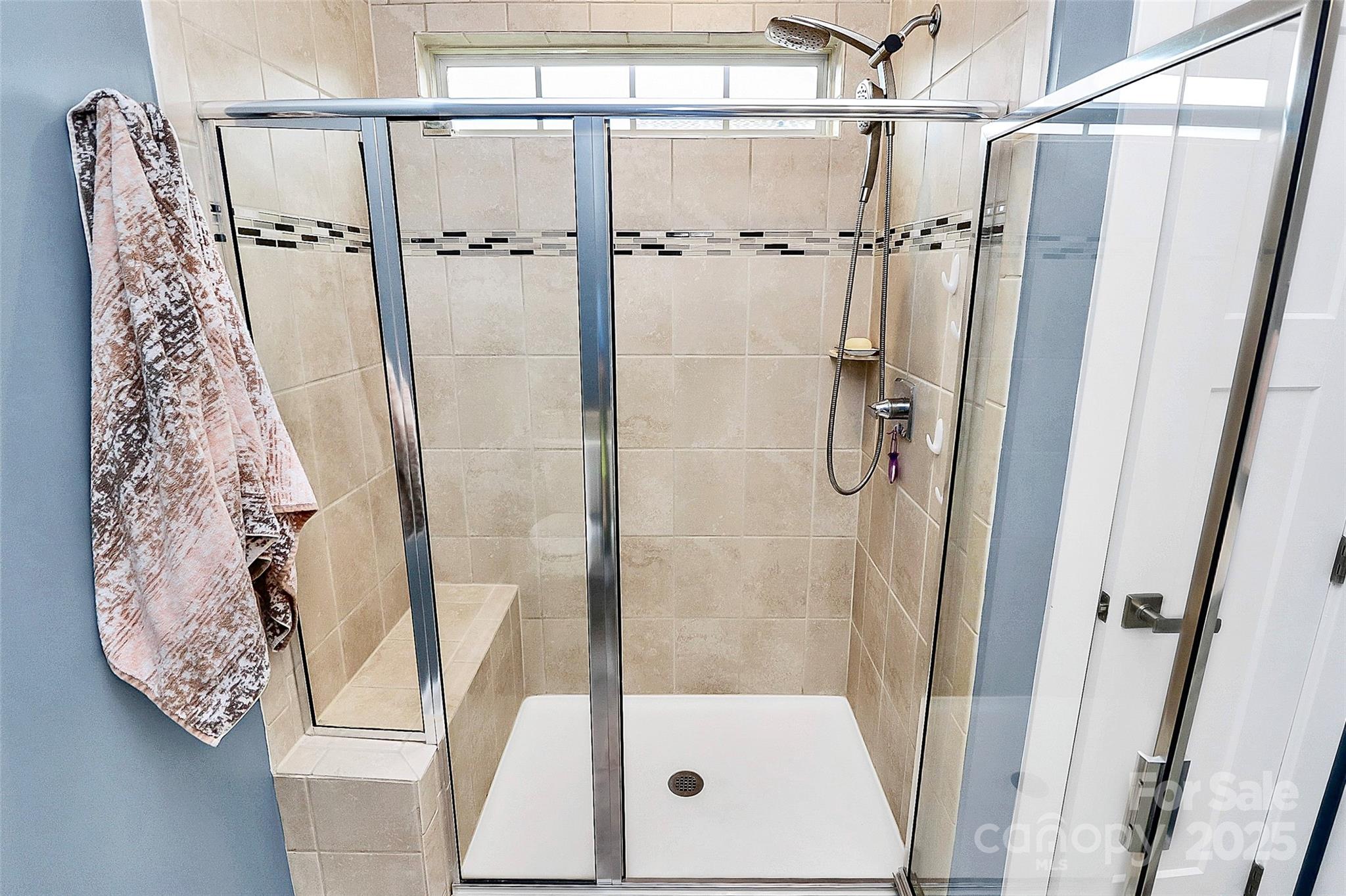 Townes of Oakhurst - Residential