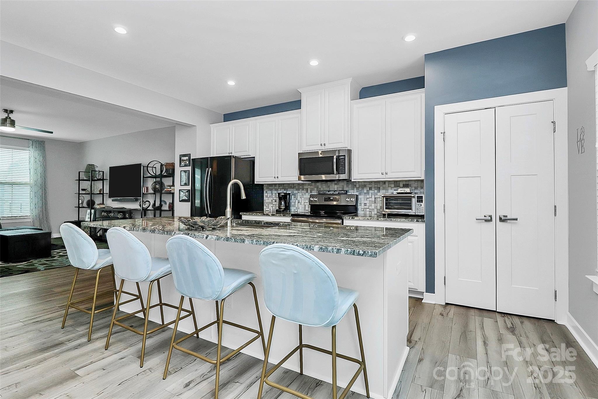 1723 Town Oak Lane