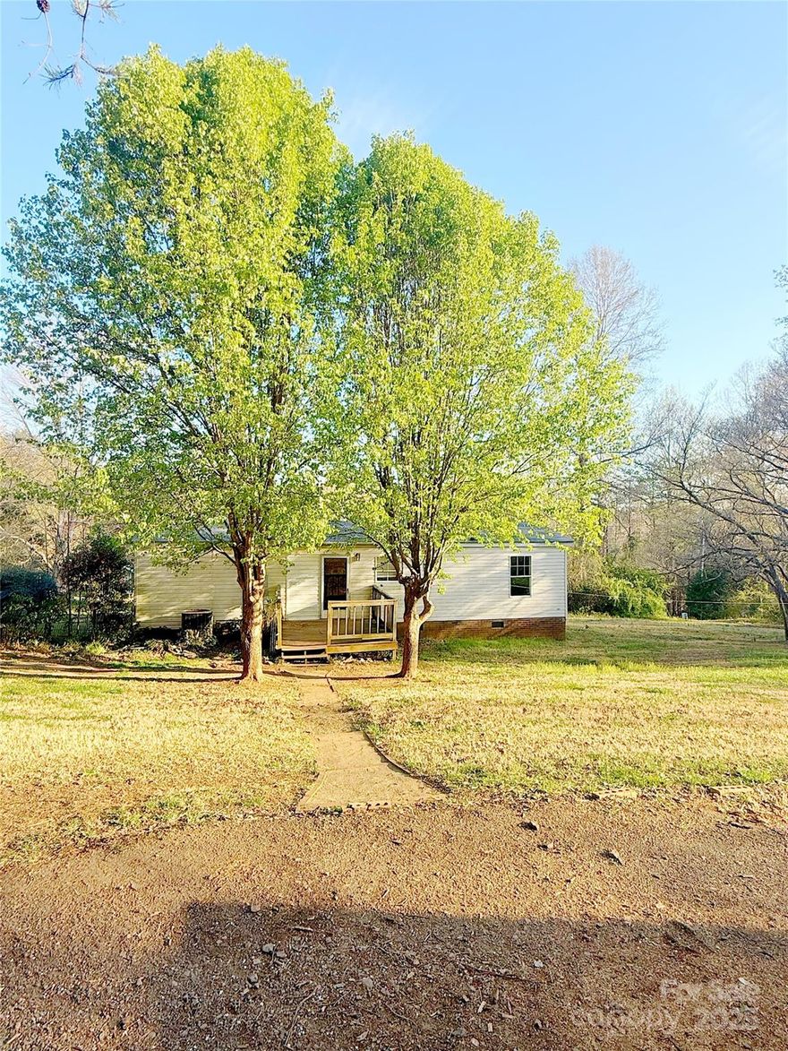 Investors Special: Experience country living with this 3-bedroom, 2-bathroom home located just off Highway 5. Enjoy cozy evenings by the wood-burning fireplace and relax in the primary suite’s garden tub. The fenced-in yard offers plenty of space for pets, gardening, or outdoor entertaining. Surrounded by peaceful countryside, yet conveniently close to local amenities and major routes. 
Seller is offering this home as-is. Priced accordingly to reflect its current condition, this home offers great potential for buyers looking to add their personal touch. Don’t miss out on this opportunity to enjoy country living!