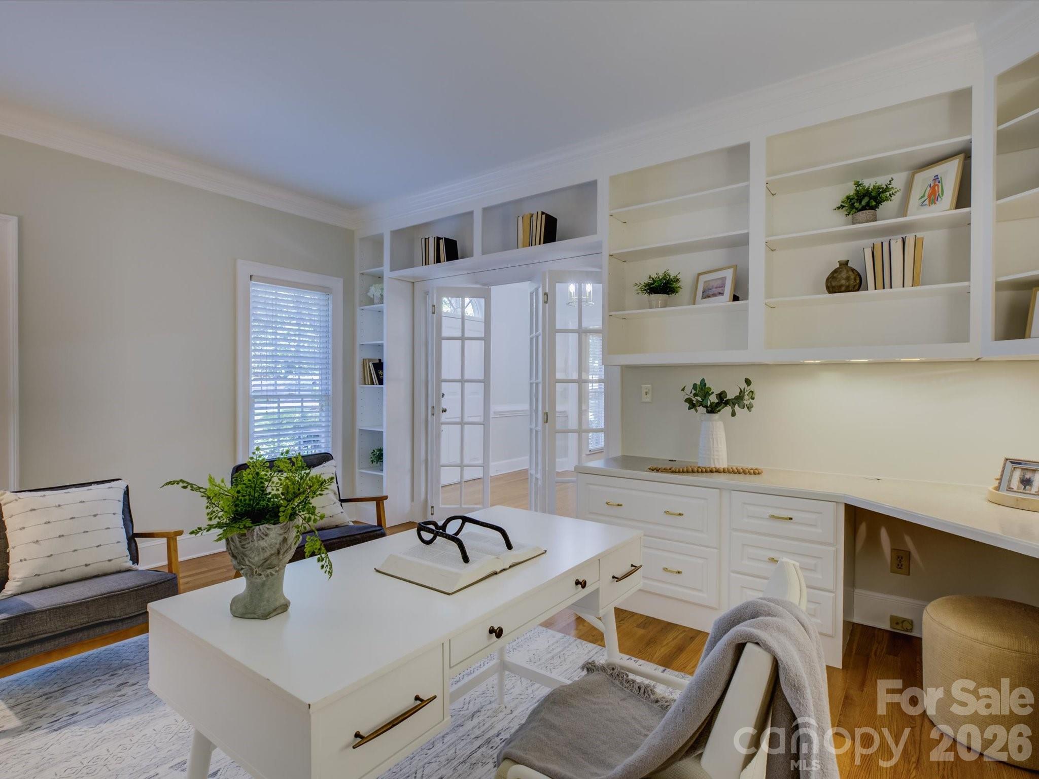 2503 Winding Oak Drive