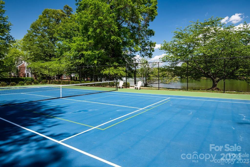 Spinnaker Point - Residential