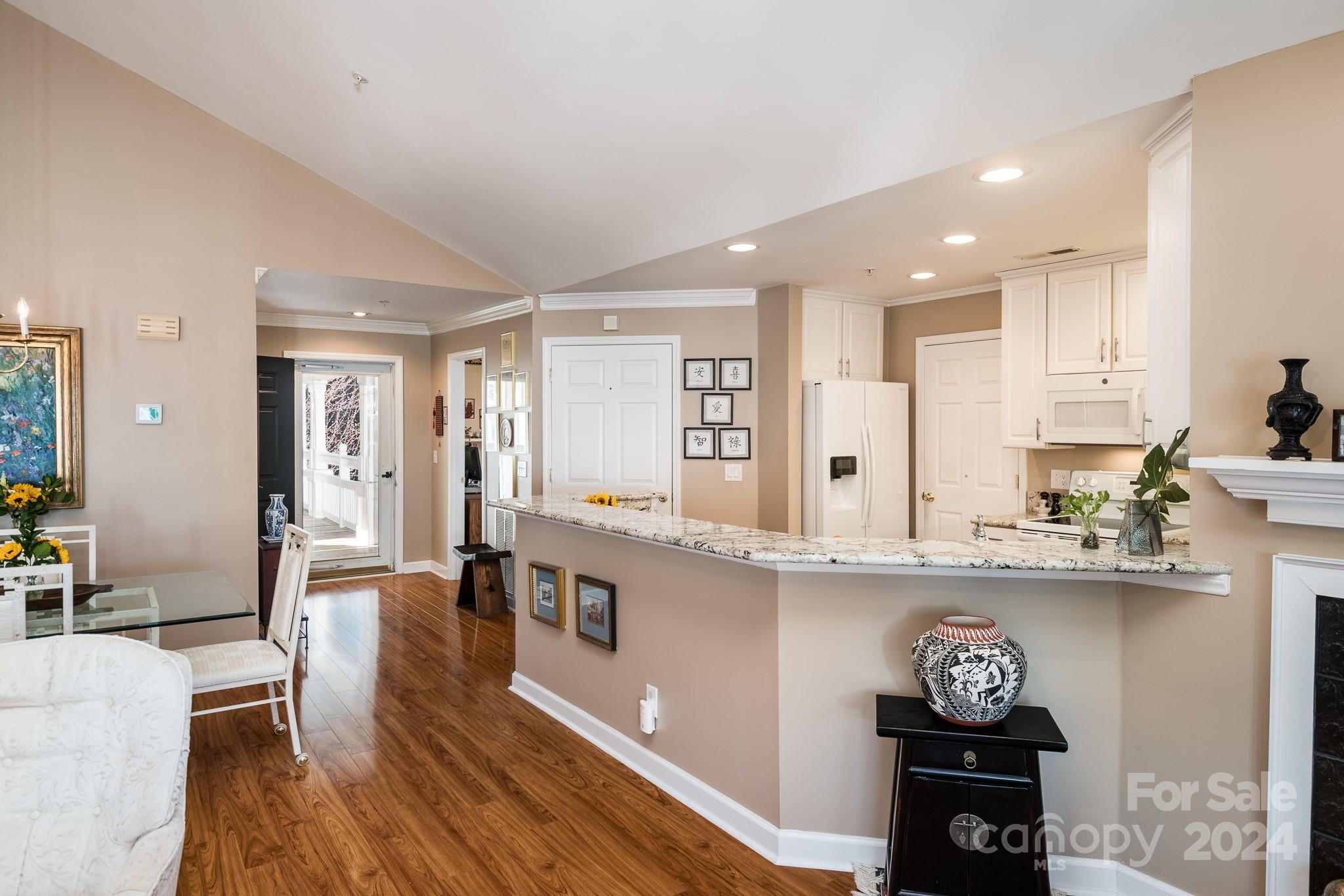 Spinnaker Point - Residential