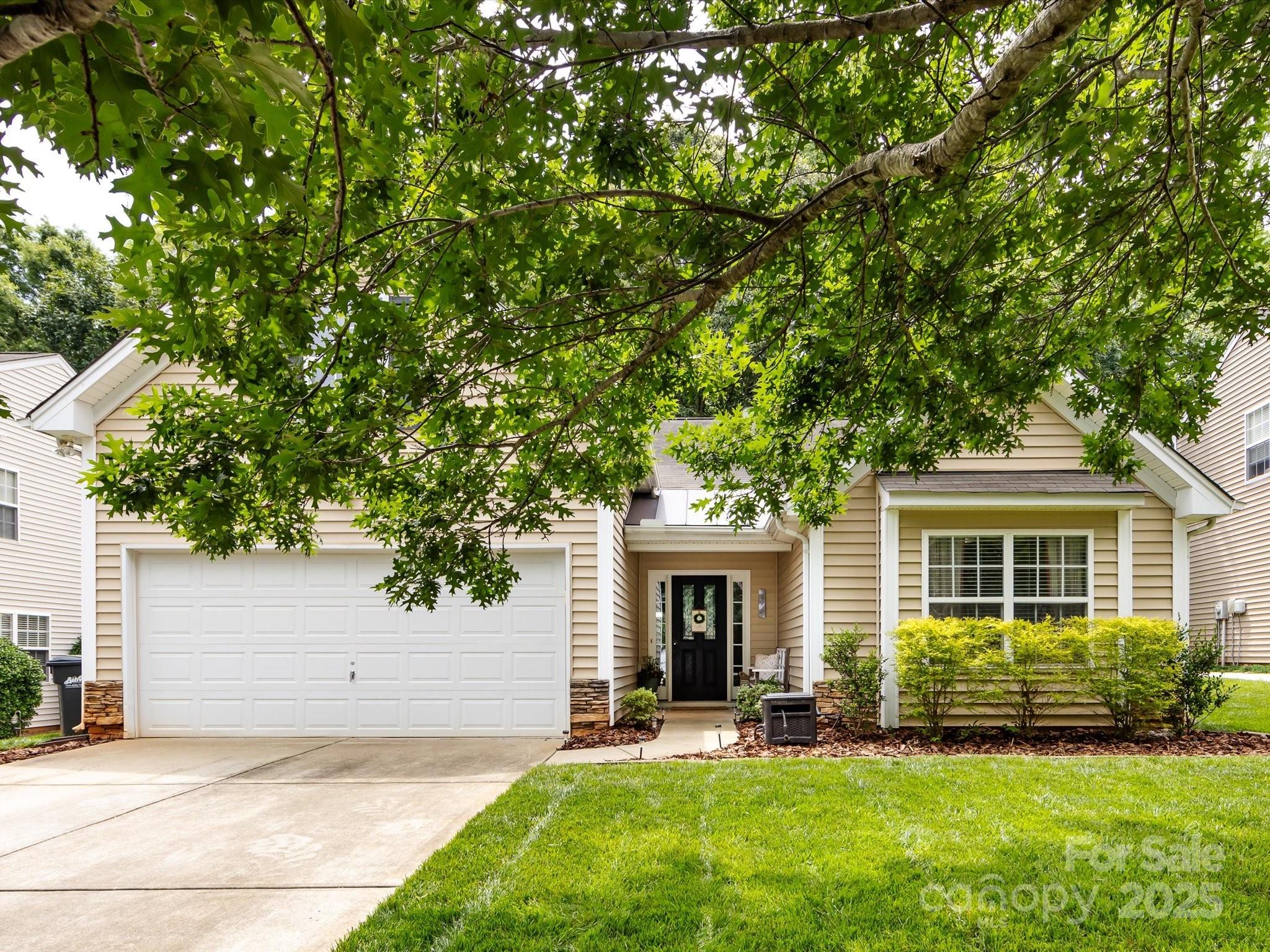 3347 Xandra Court