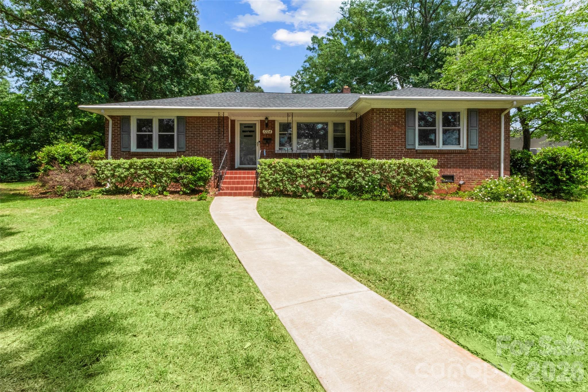 1024 Woodland Drive