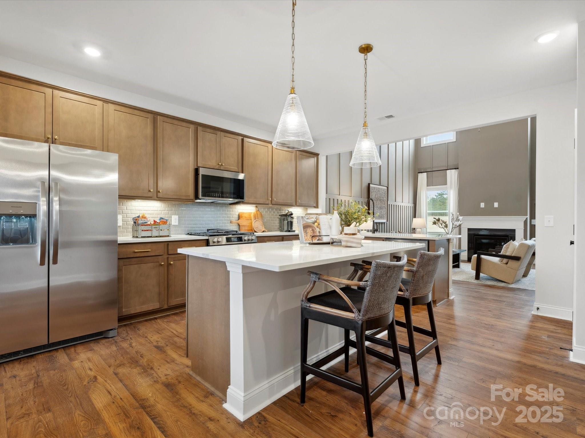 1003 Rocking Horse Road