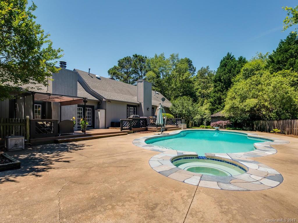 Raintree - Residential