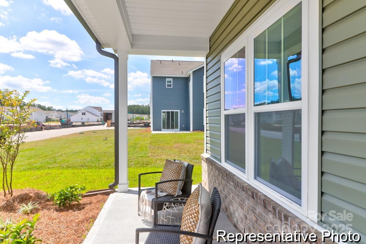 1753 Autumn Banks Way 76p