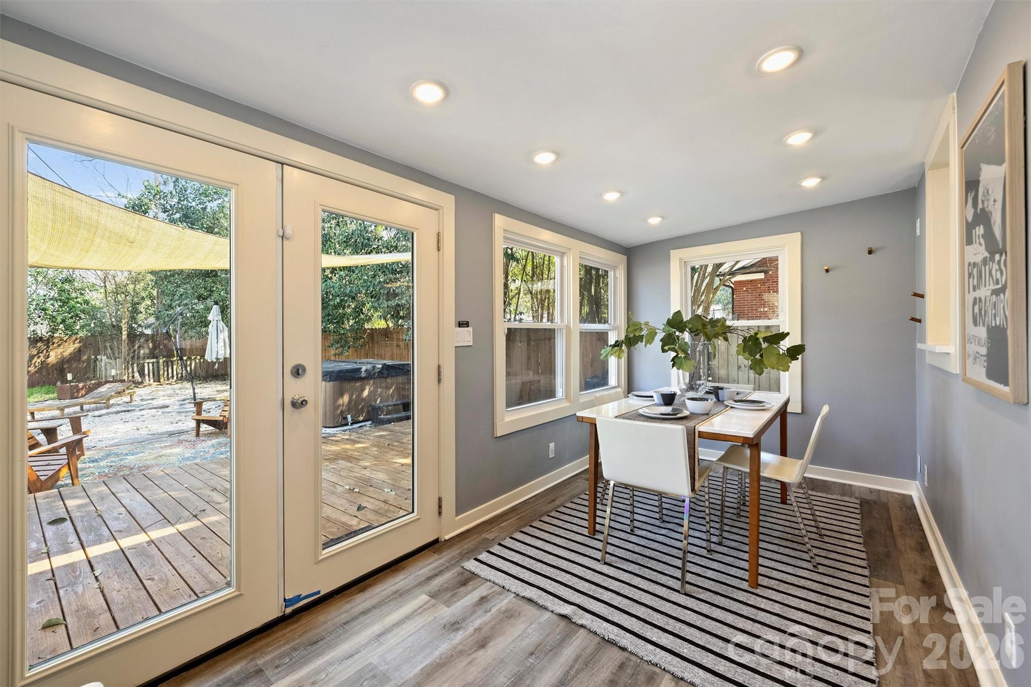 Country Club Heights - Residential