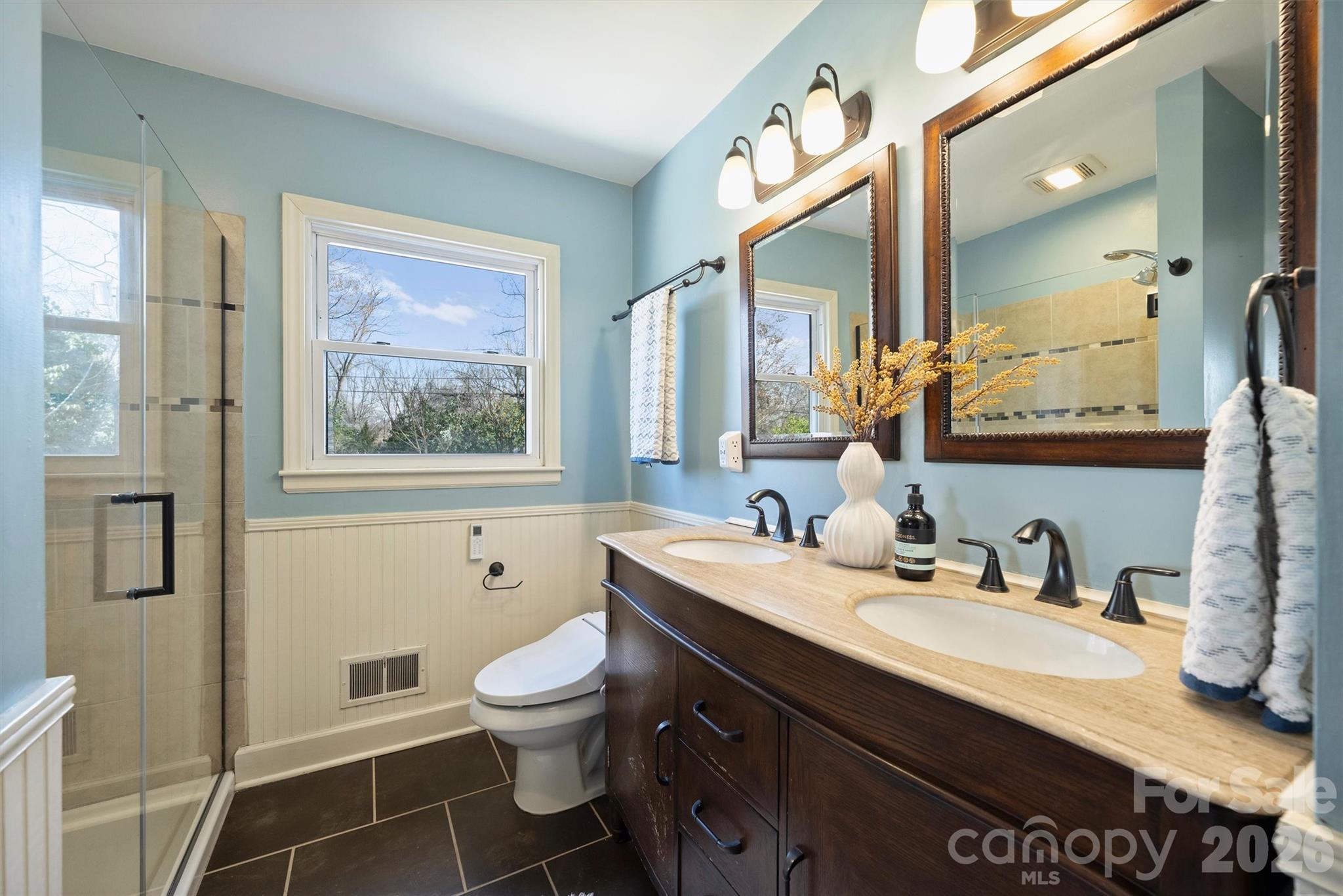 Country Club Heights - Residential