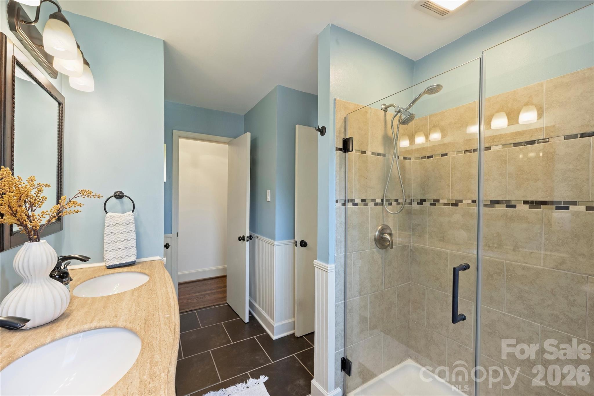 Country Club Heights - Residential