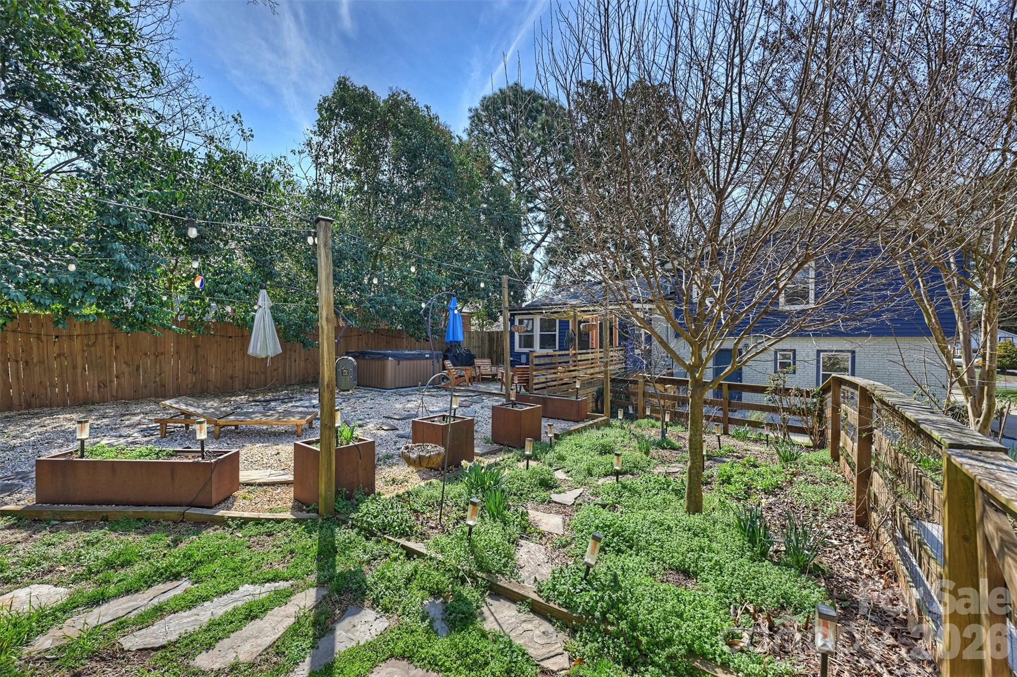 Country Club Heights - Residential