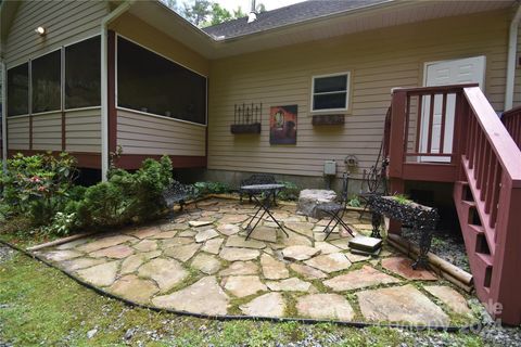 A home in Pisgah Forest