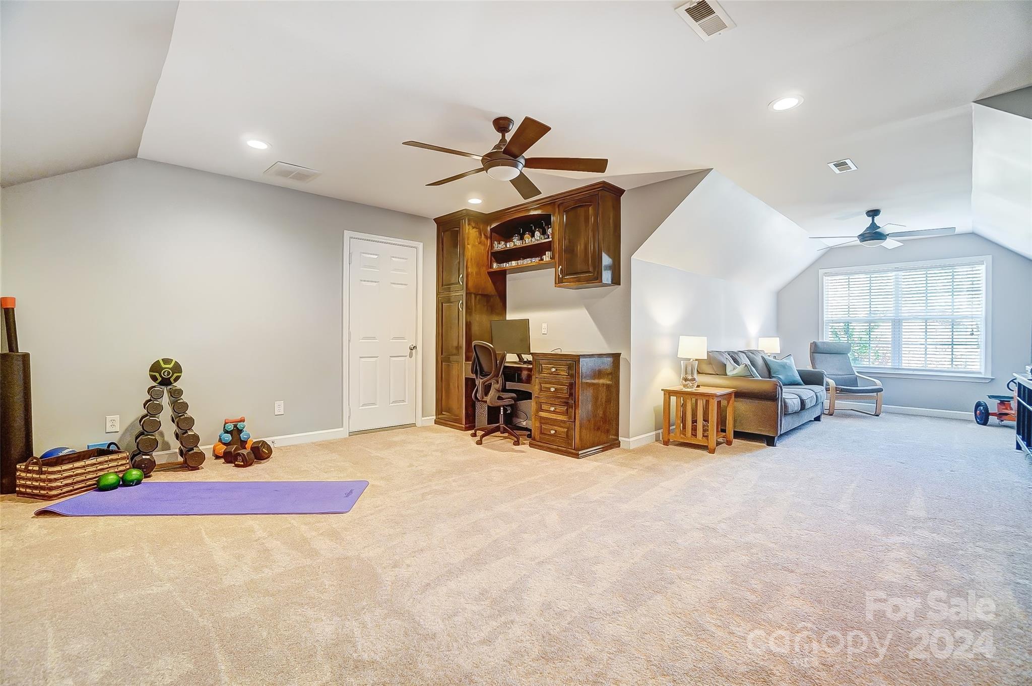 Lake Shore - Residential