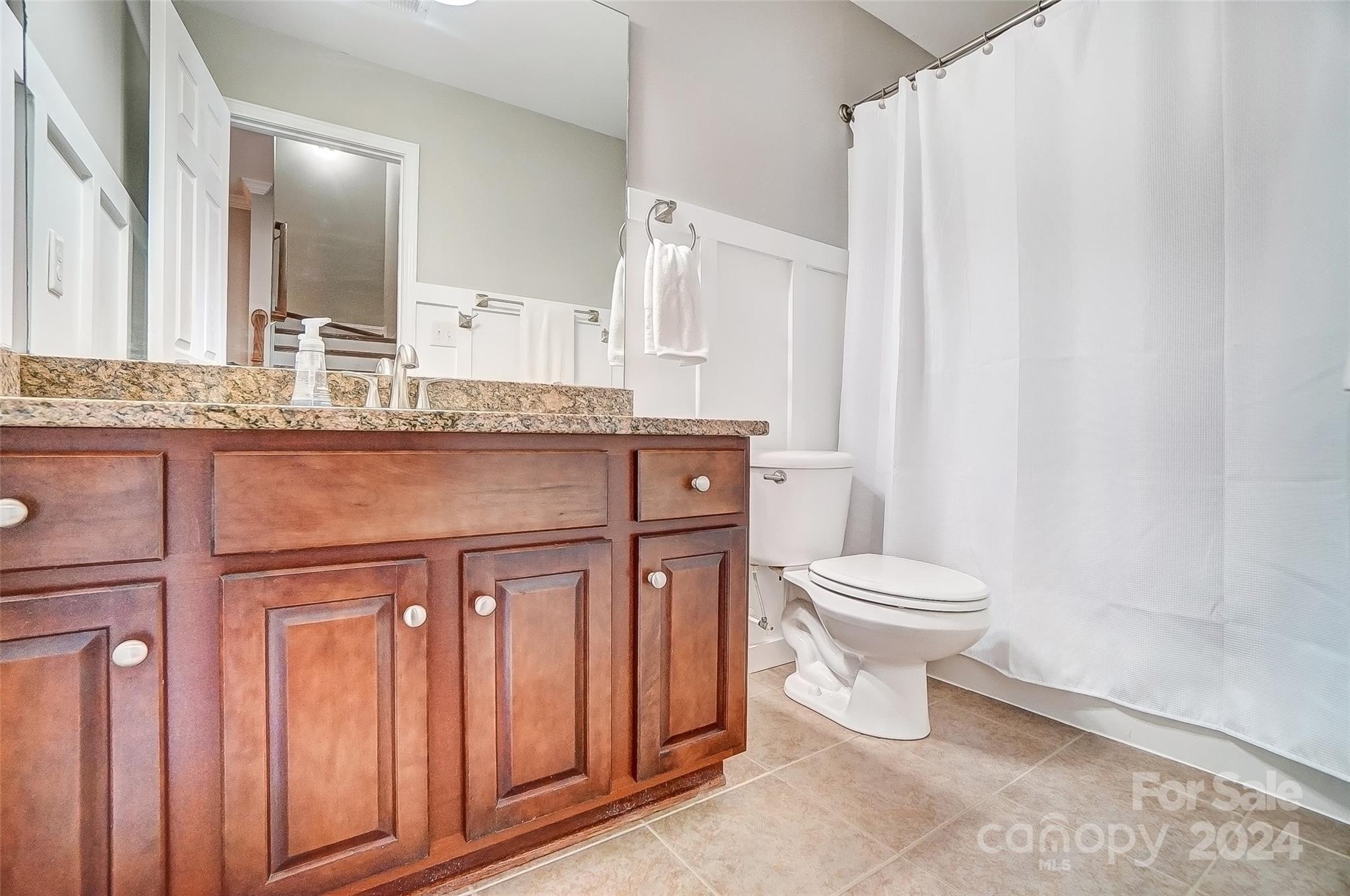 Lake Shore - Residential