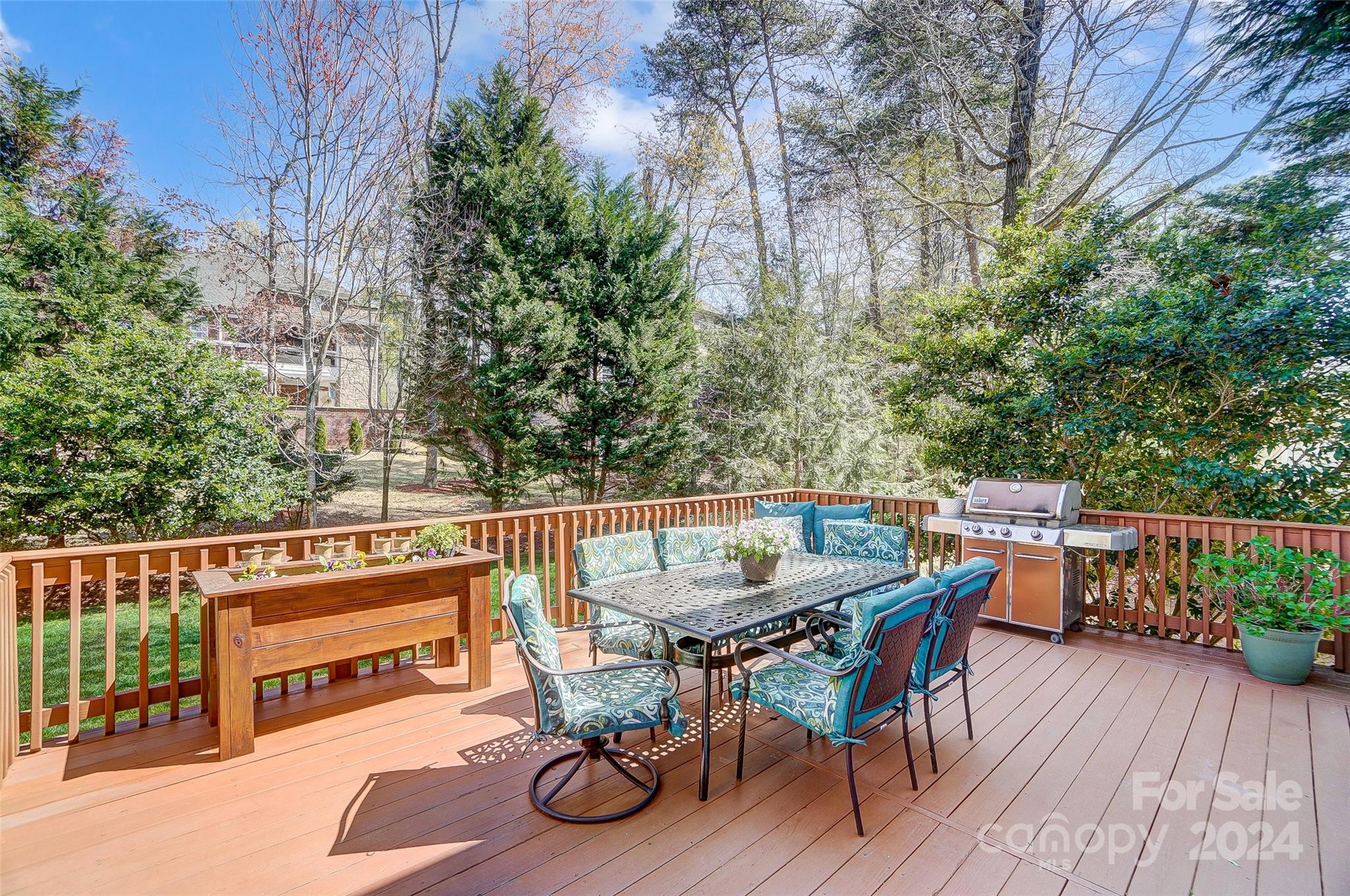 Lake Shore - Residential