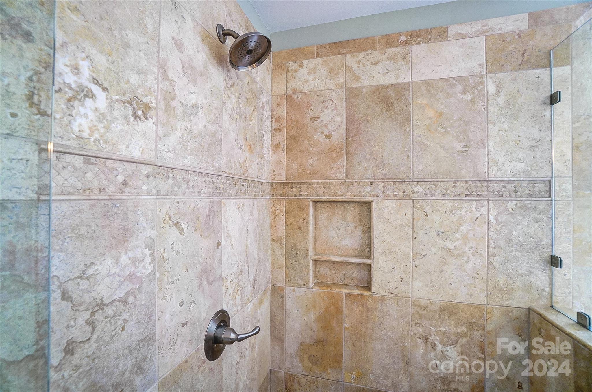 Lake Shore - Residential