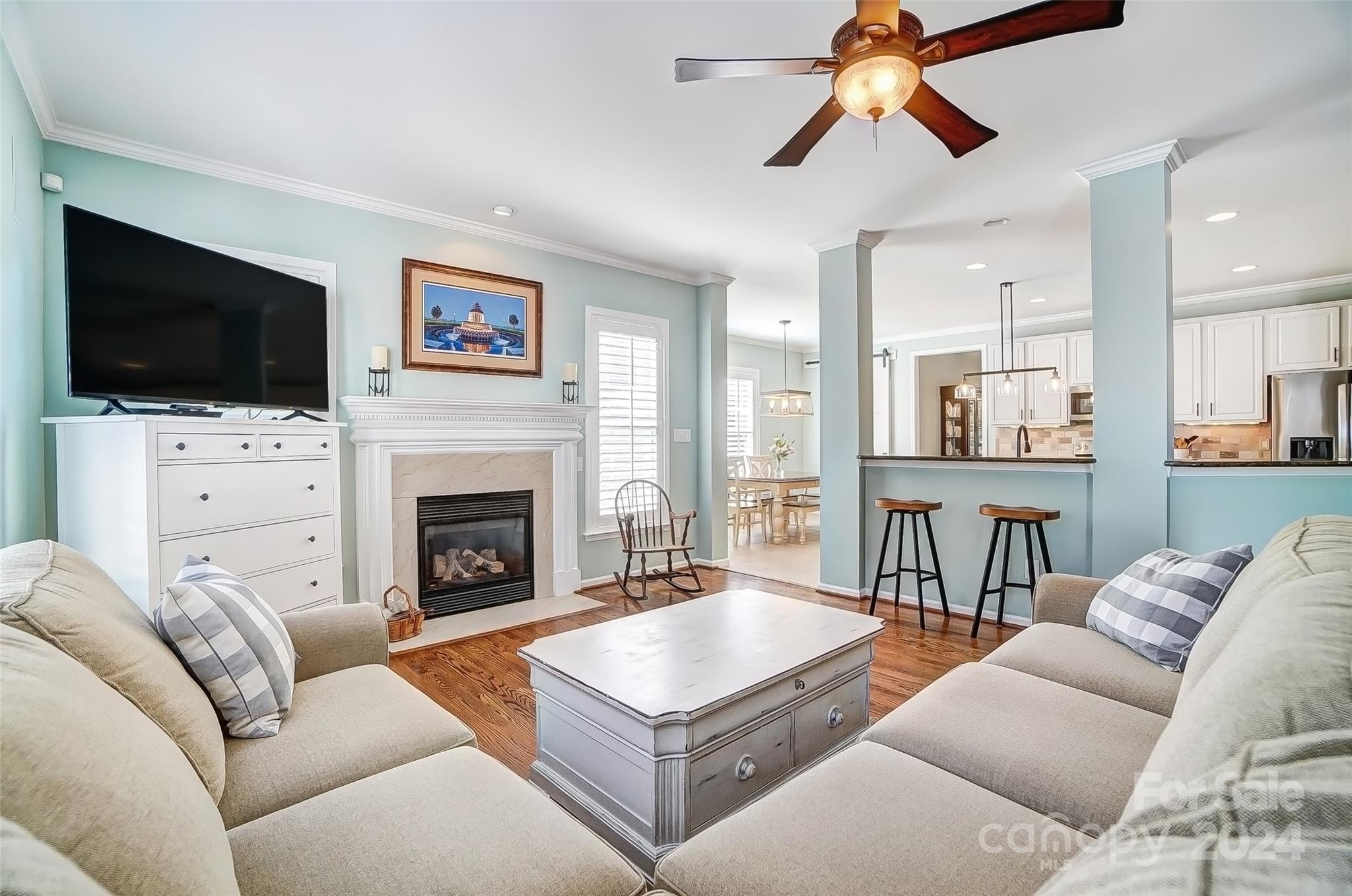 Lake Shore - Residential