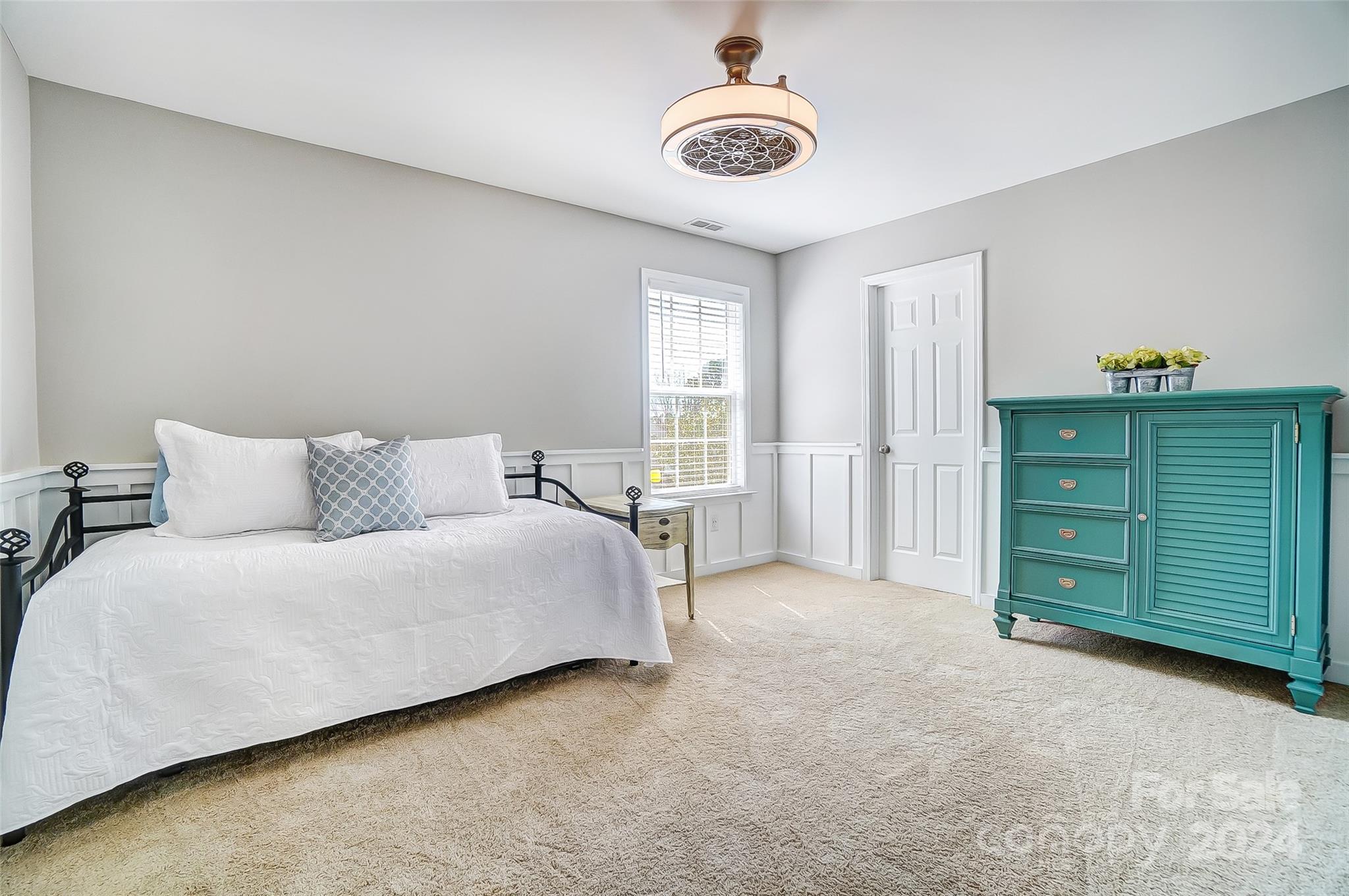 Lake Shore - Residential