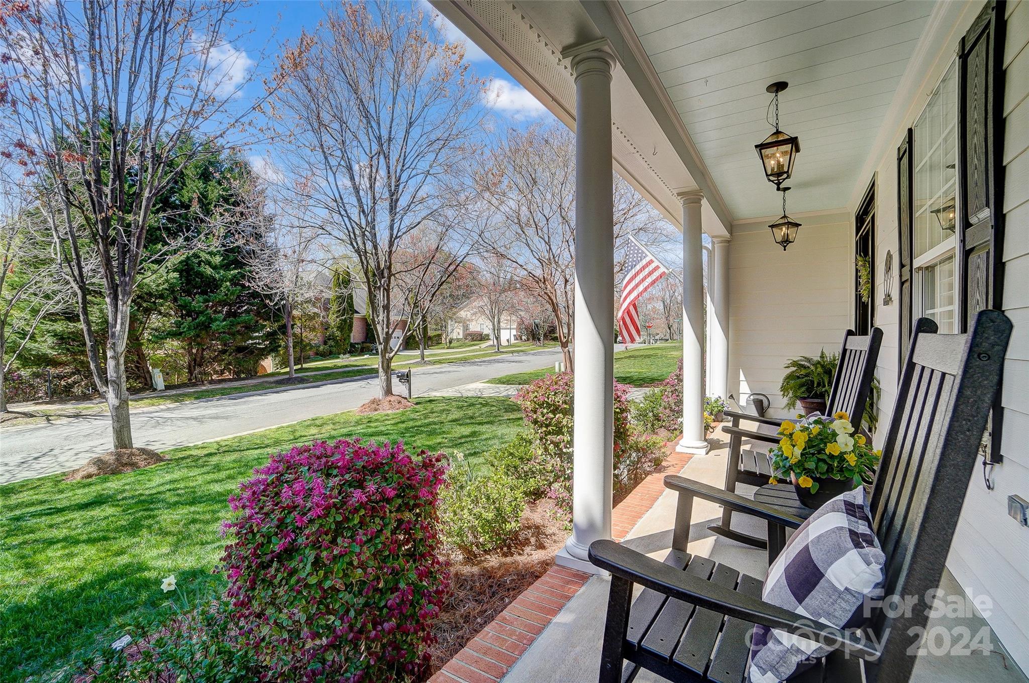 Lake Shore - Residential